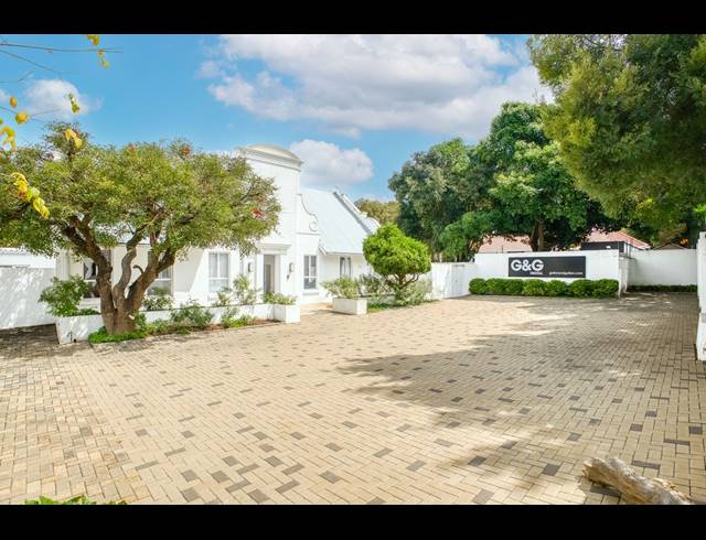 612M² OFFICE FOR SALE IN HIGHLANDS NORTH